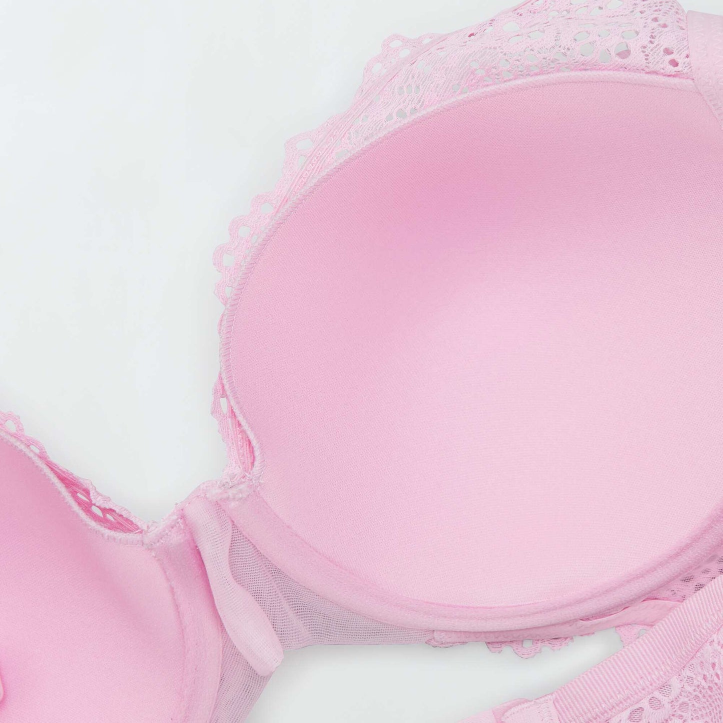 حمالة صدر من الدانتيل لأكواب D & E أرجواني