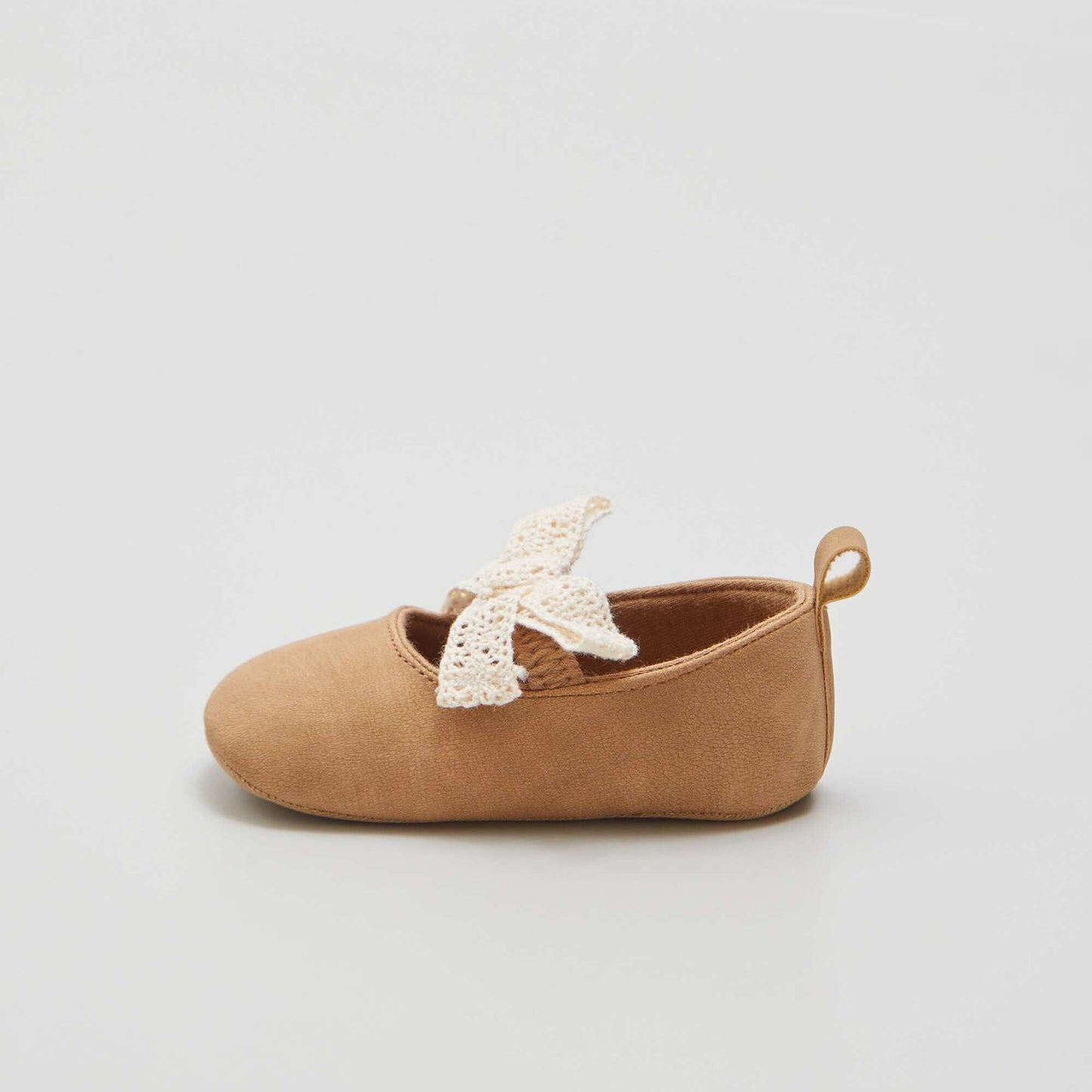 Ballet pumps with elasticated strap BEIGE