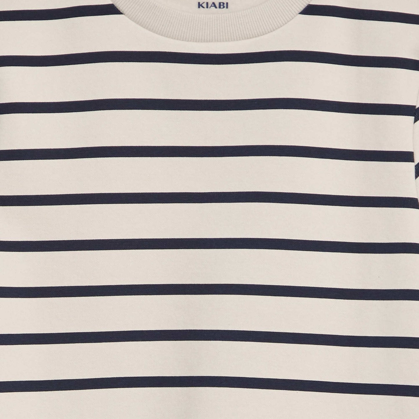 منقوشة سويت شيرت بيجي