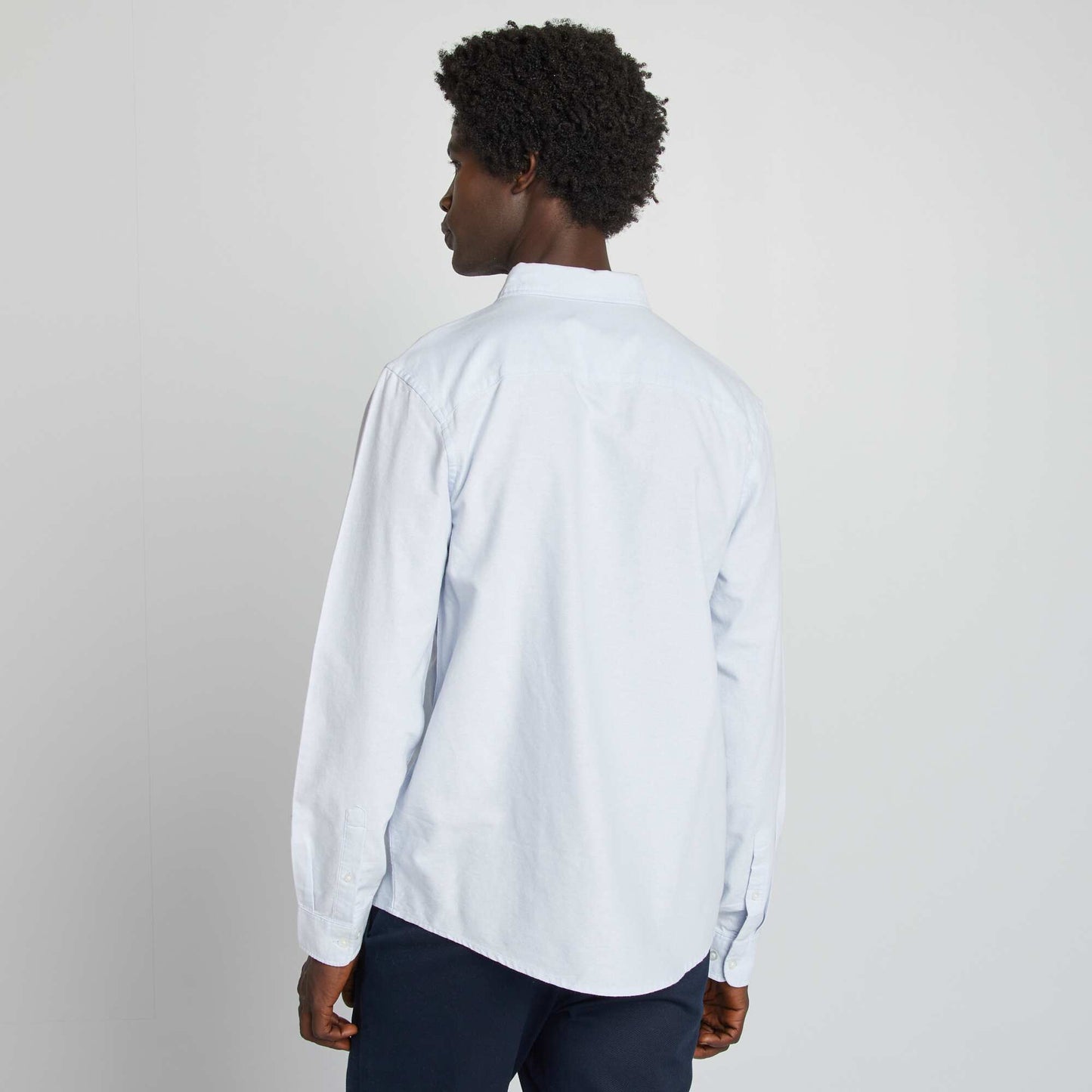 قميص أكسفورد بقياس عادي أزرق