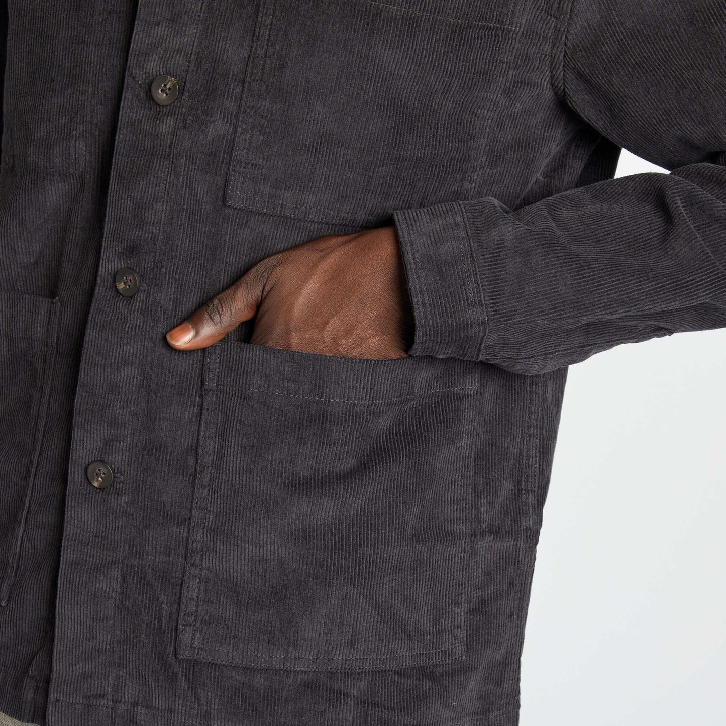 قميص مخملي بقصة عادية مخملي أسود