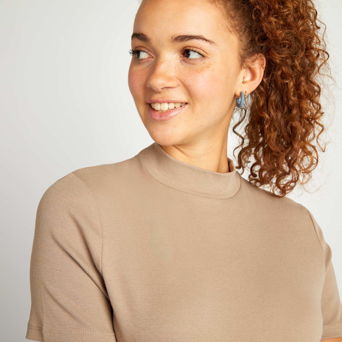 فستان قطني طويل سادة طويل مطاطي باللون البيج