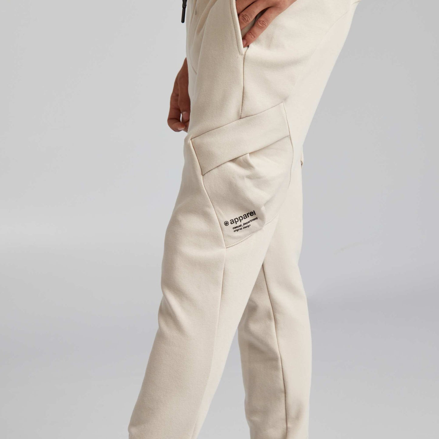 بنطلون رياضي من النيوبرين أسود