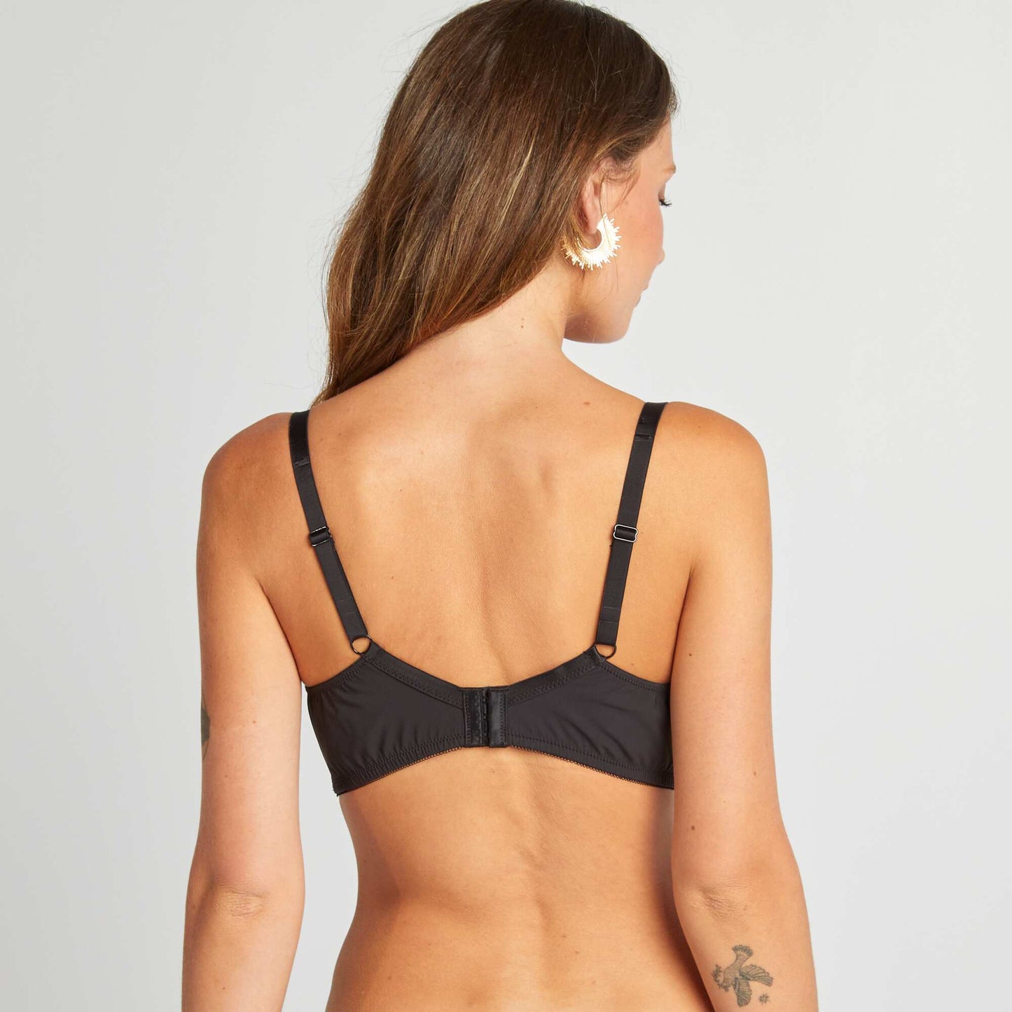 حمالة صدر ديمي كوب لأكواب D و E أسود