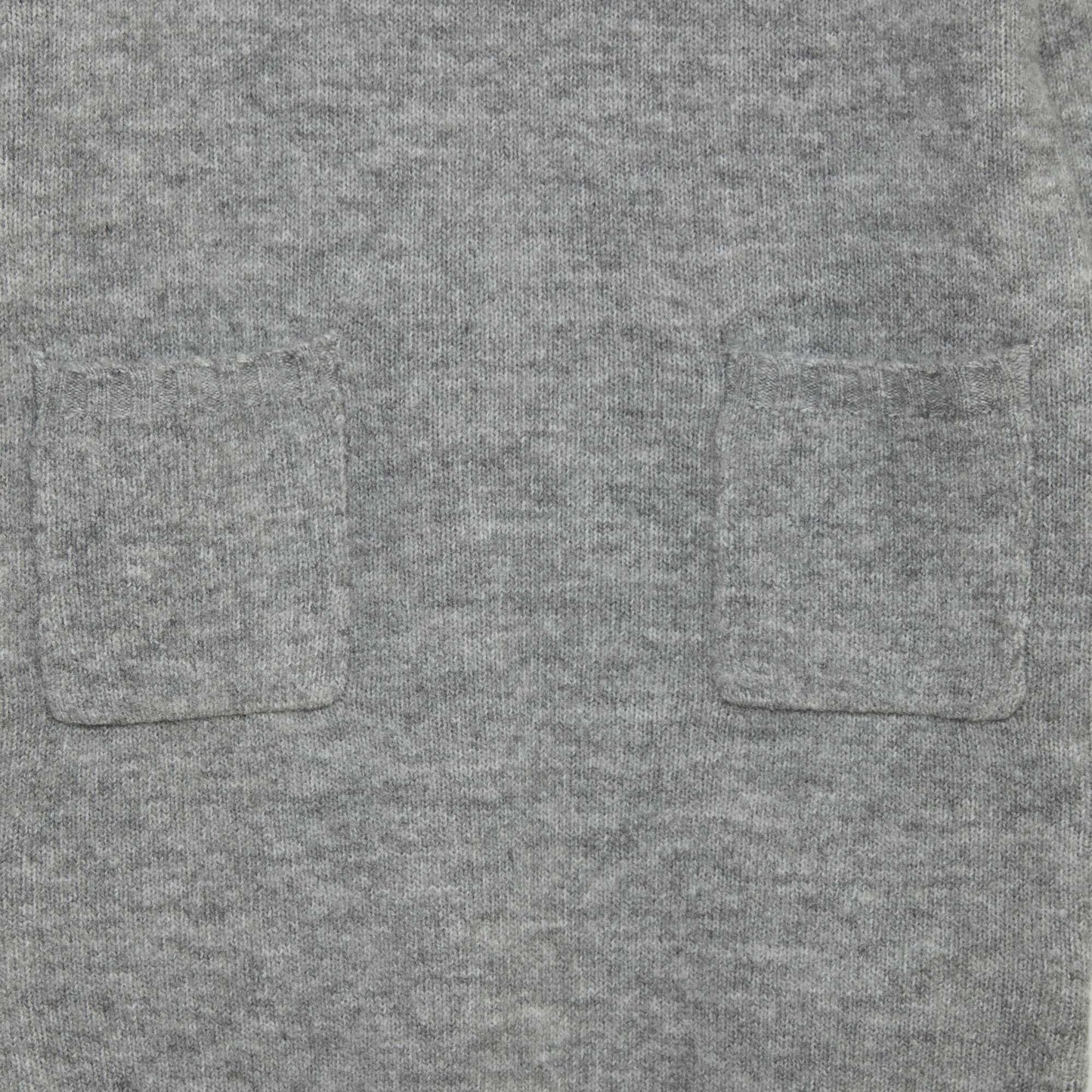 فستان كنزة محبوكة بلون رمادي