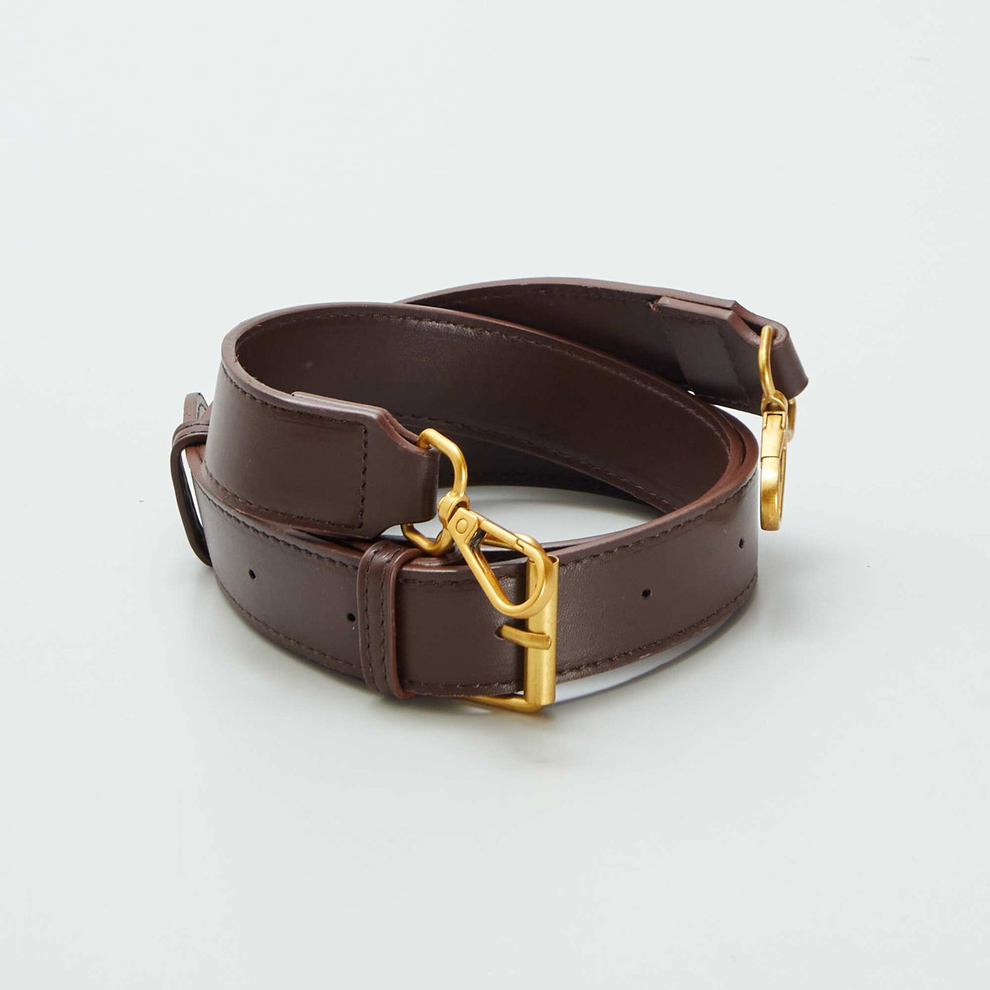 حقيبة كتف حمراء