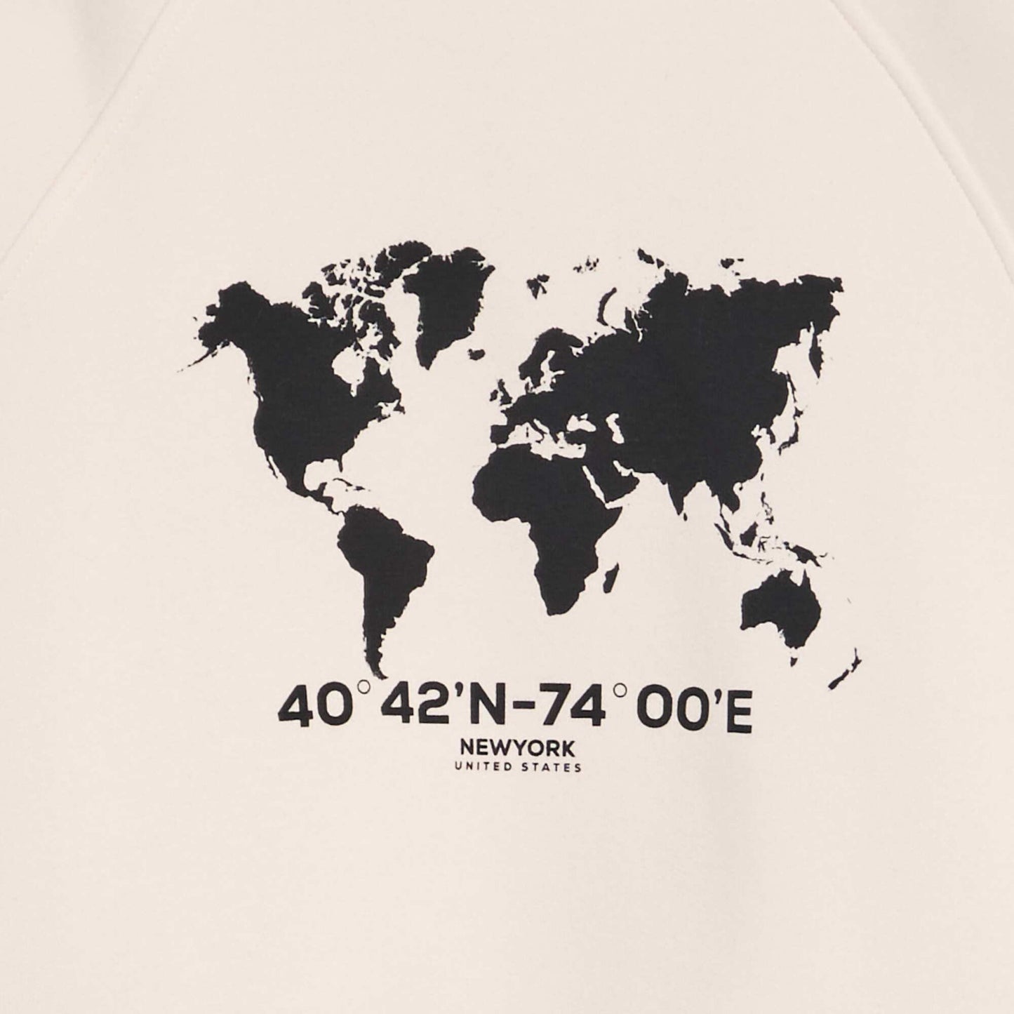 قميص من النوع الثقيل النسيج هوديي أبيض