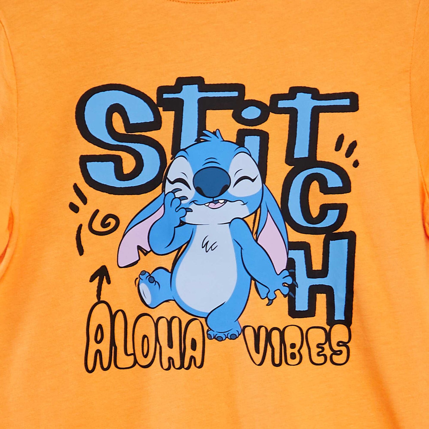 تي شيرت بطبعة "غرزة" باللون البرتقالي