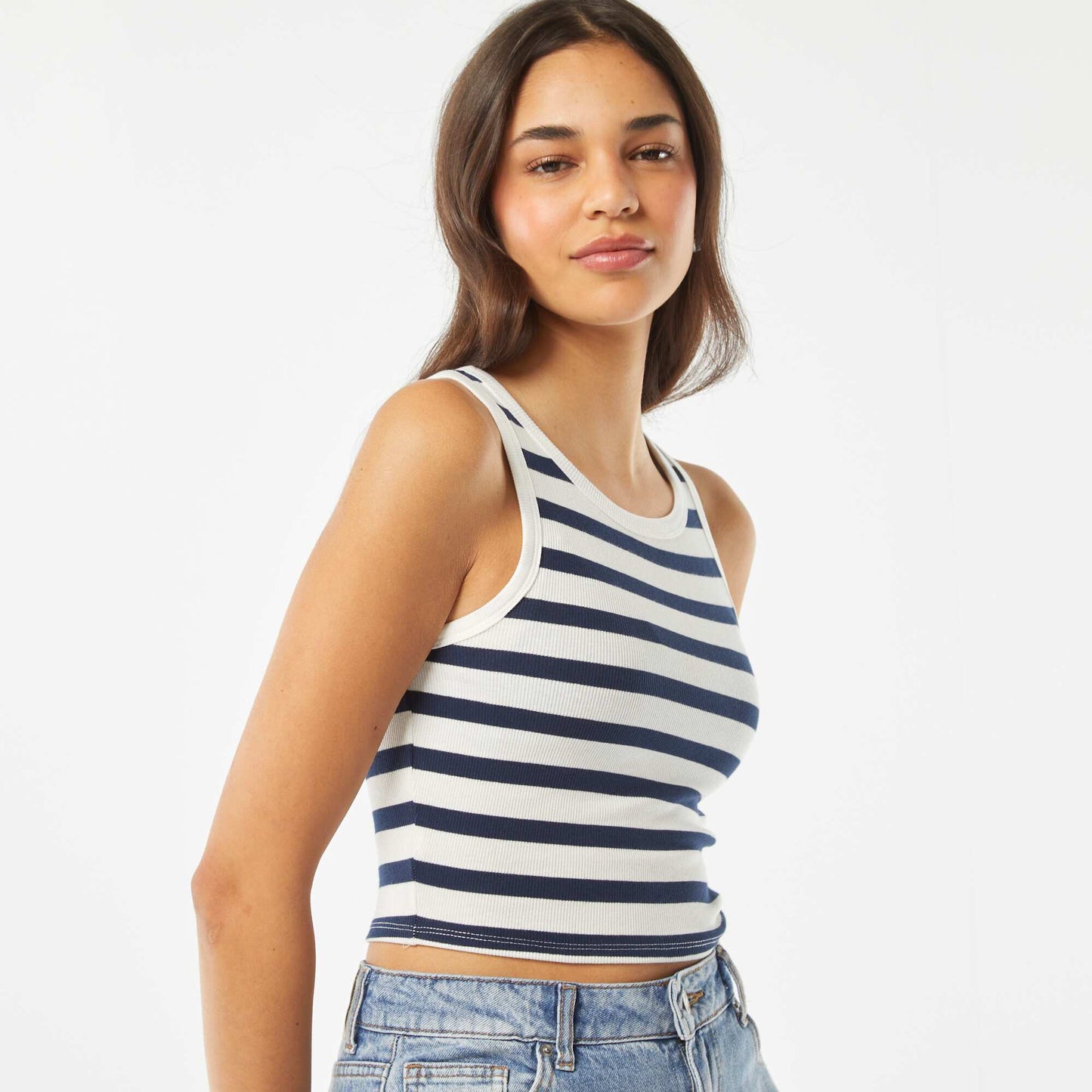 Vest top with cutaway arms WHITE