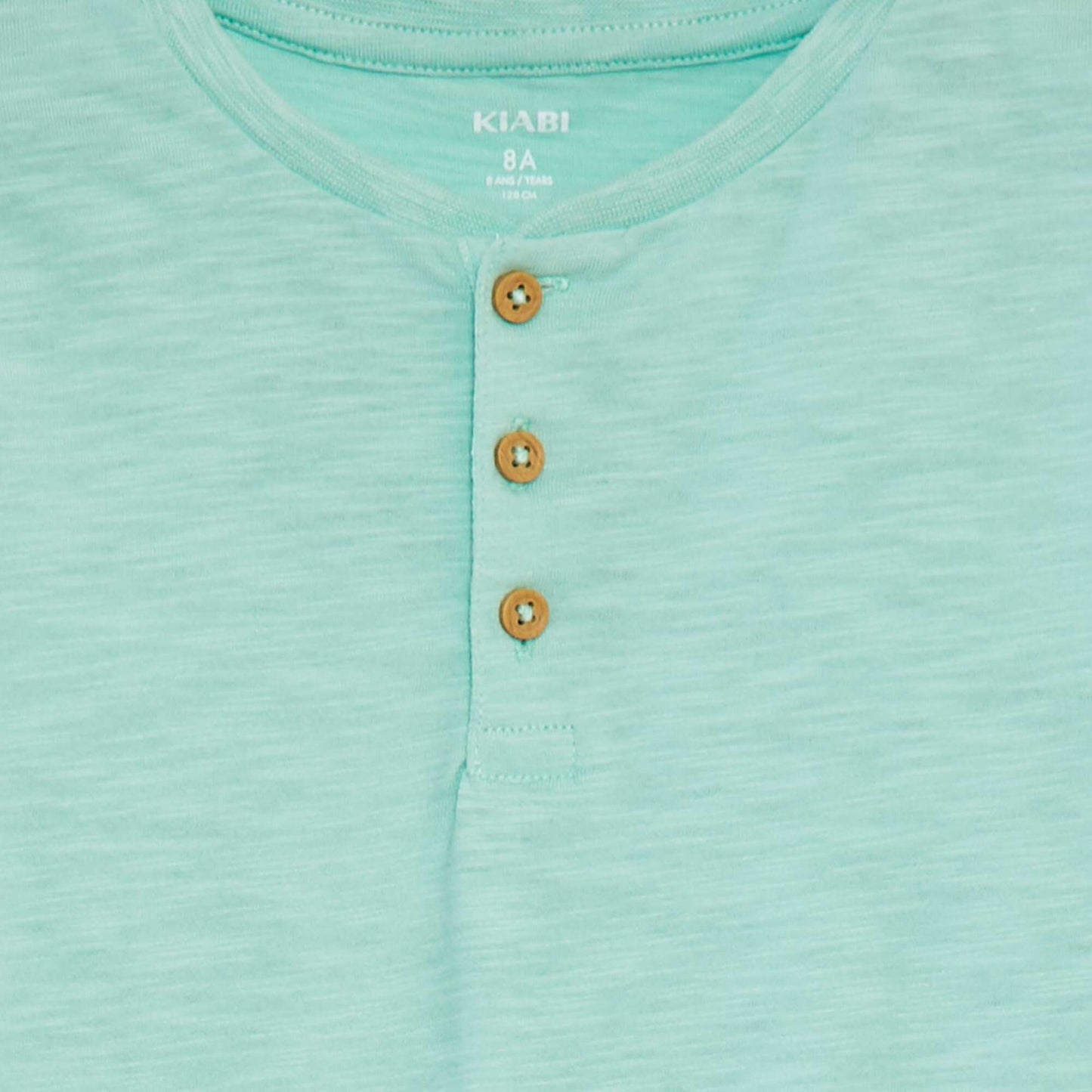 تي شيرت بأكمام قصيرة بياقة جد خضراء