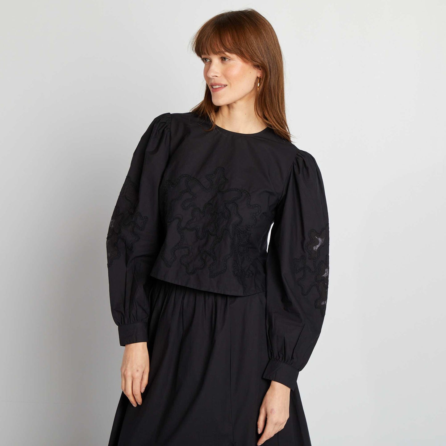 بلوزة من الفوال القطني أسود