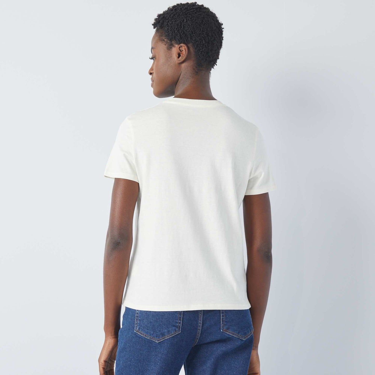 قلب التصميم البيئي تيشرت أبيض