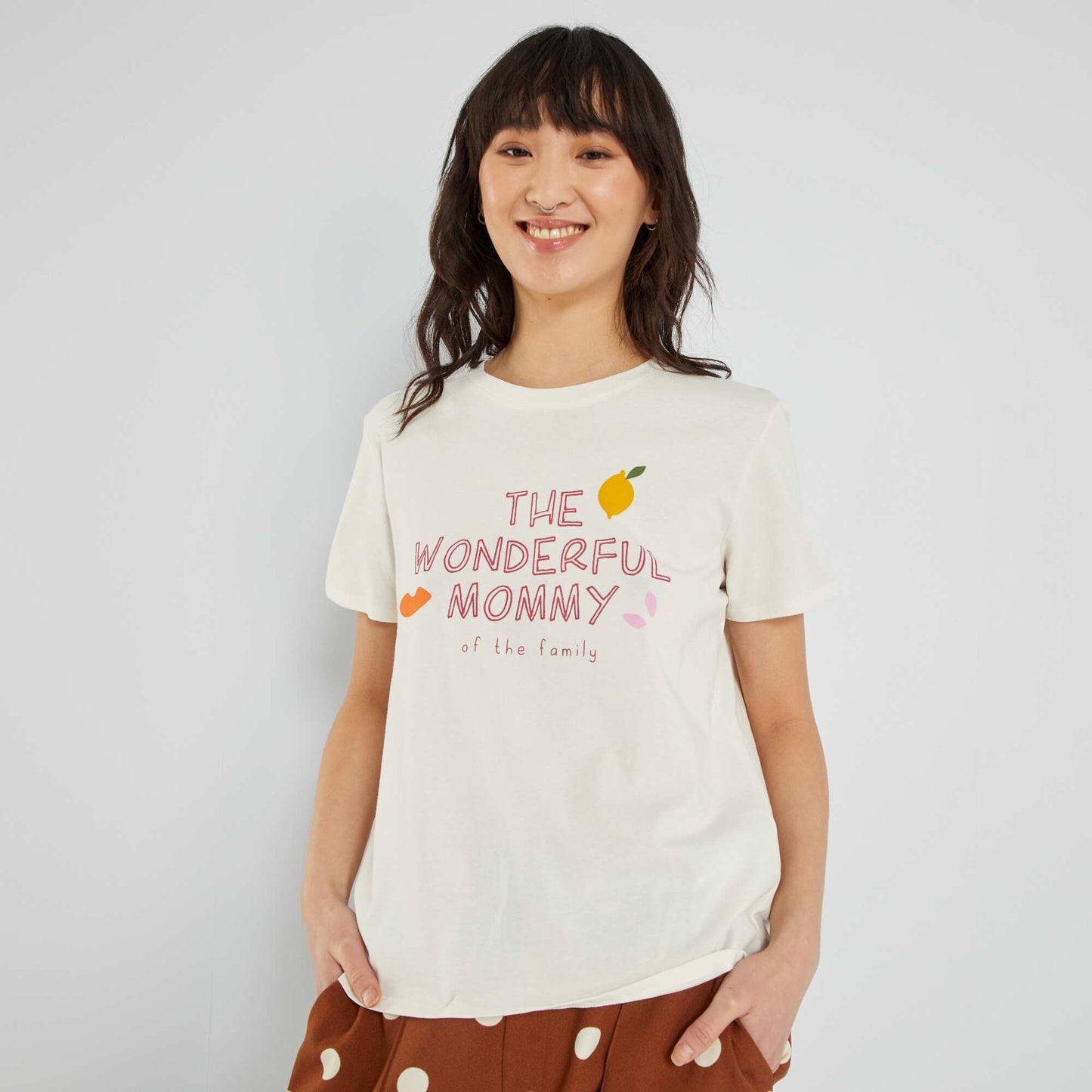 تيشرت جرسية برقبة مستديرة تيشرت جرسية