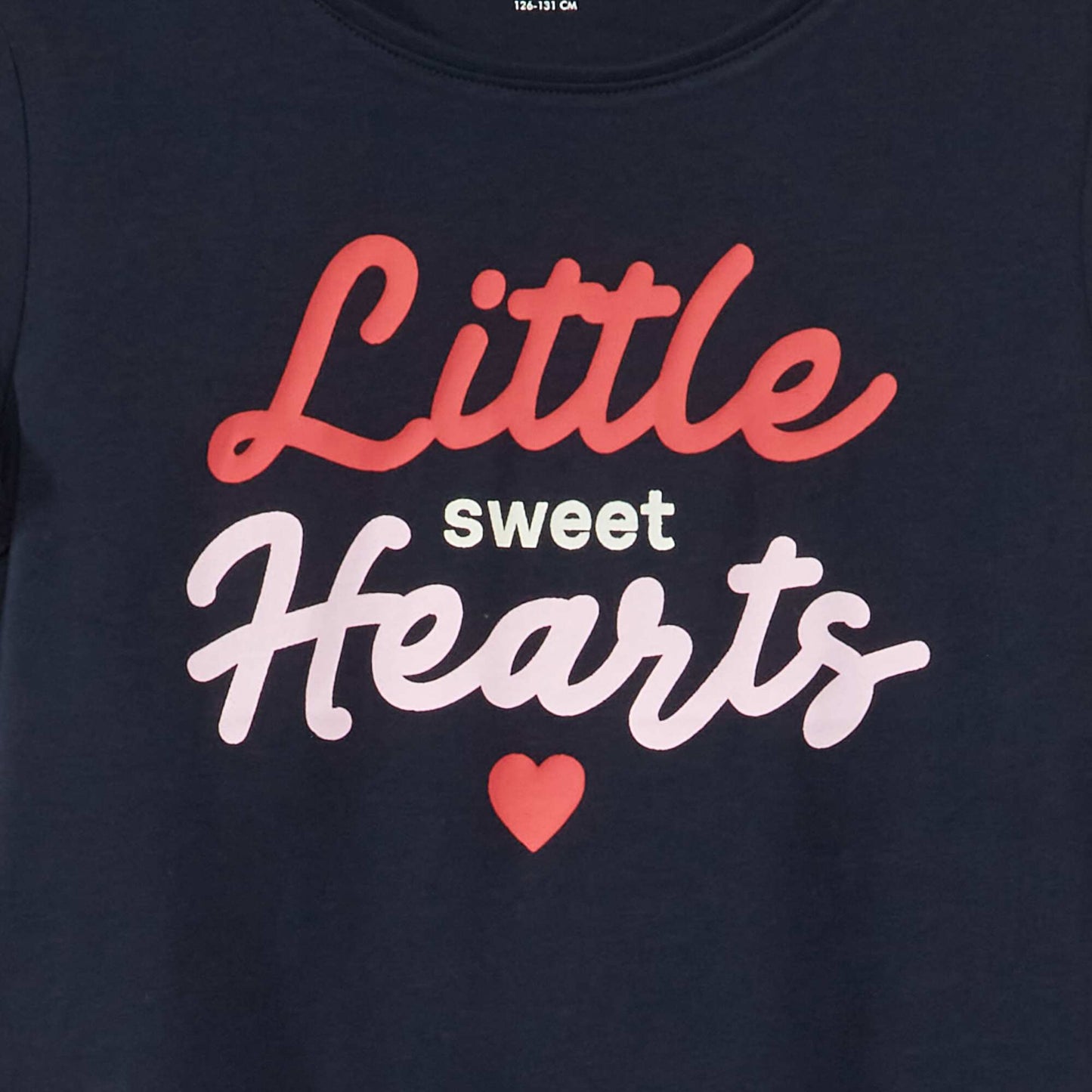 تي شيرت أنيق مطبوع باللون الأزرق