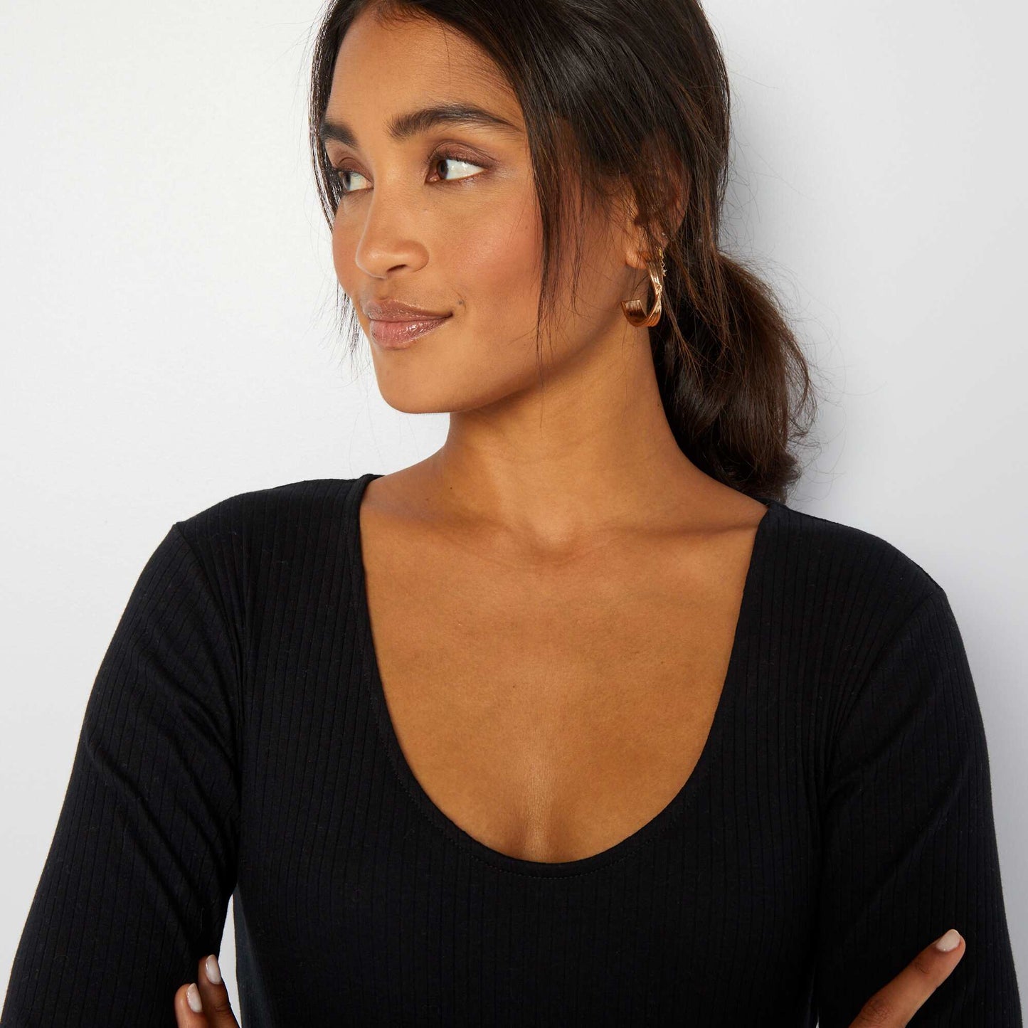 بدلة مضلعة بأكمام طويلة أسود