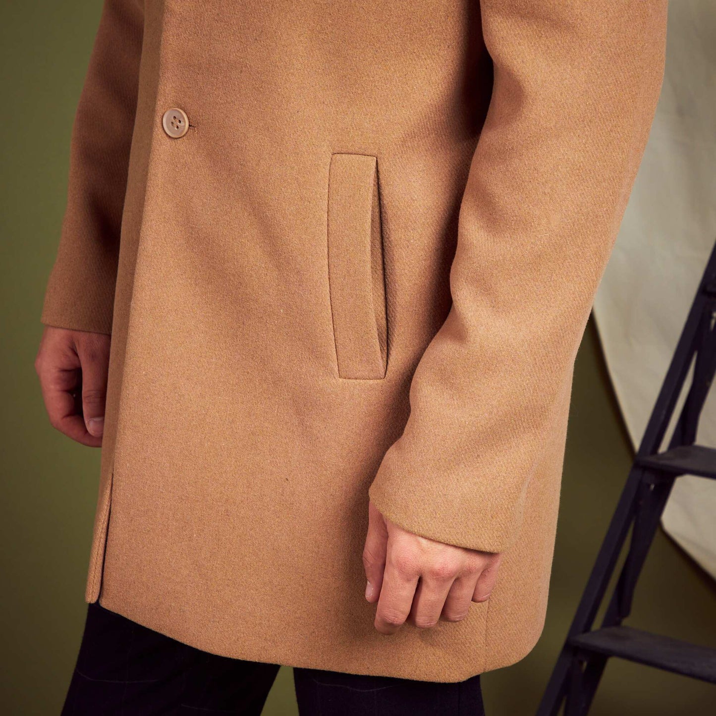 Long coat with button fastening BROWN CAM