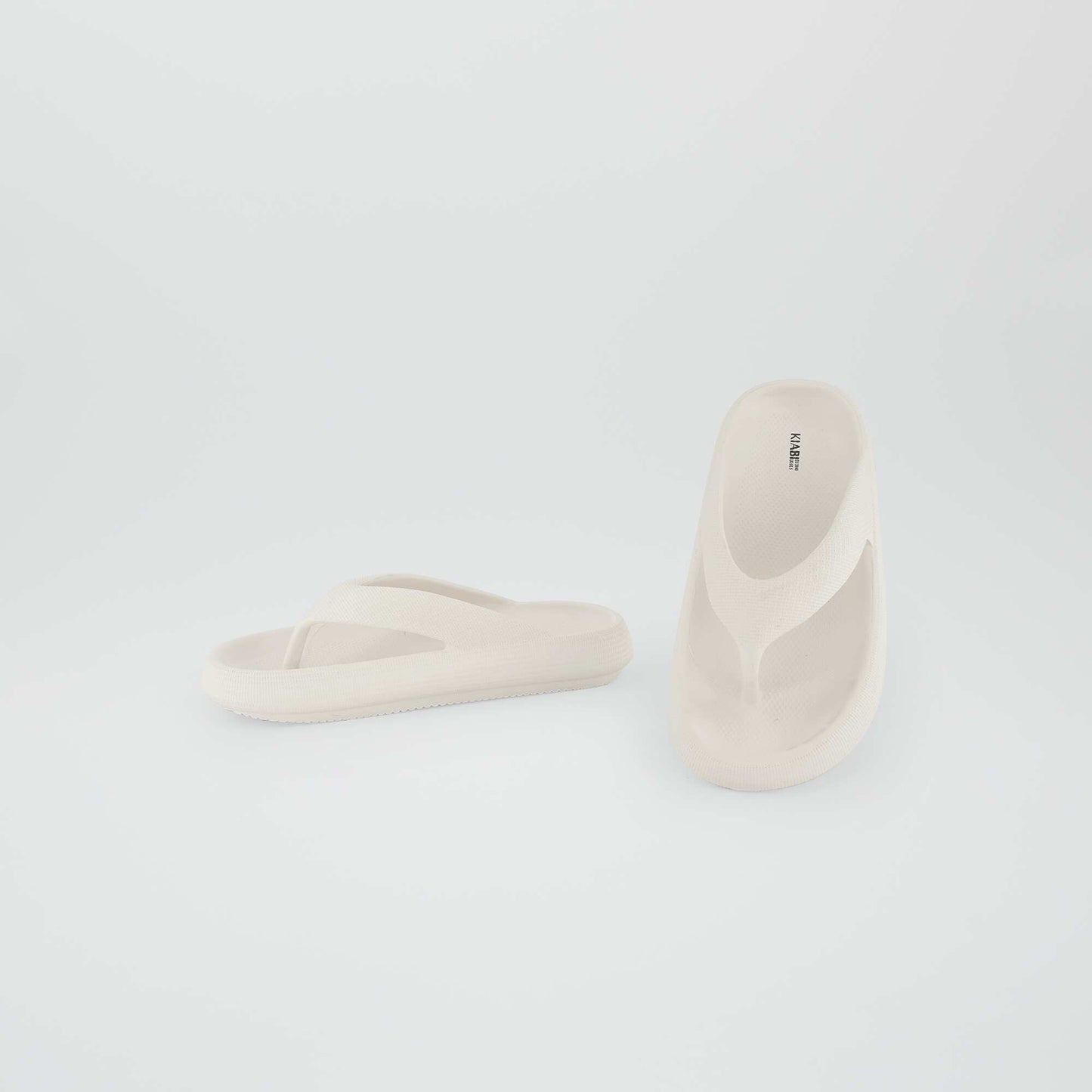 Chunky sole flip-flops Beige