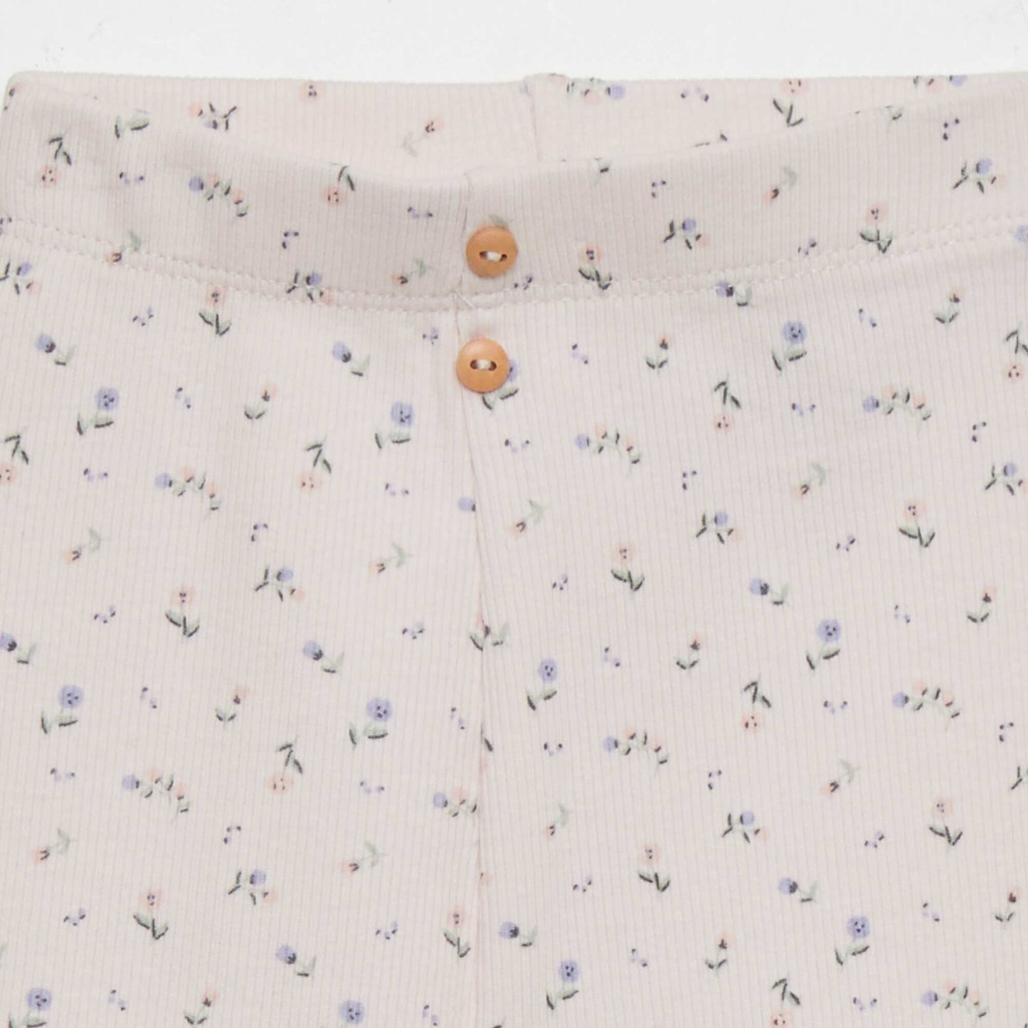 طماق طويلة منقوشة باللون الوردي