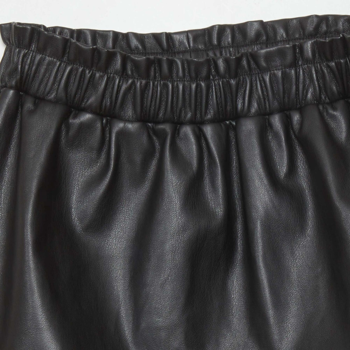 Synthetic paper bag skirt black