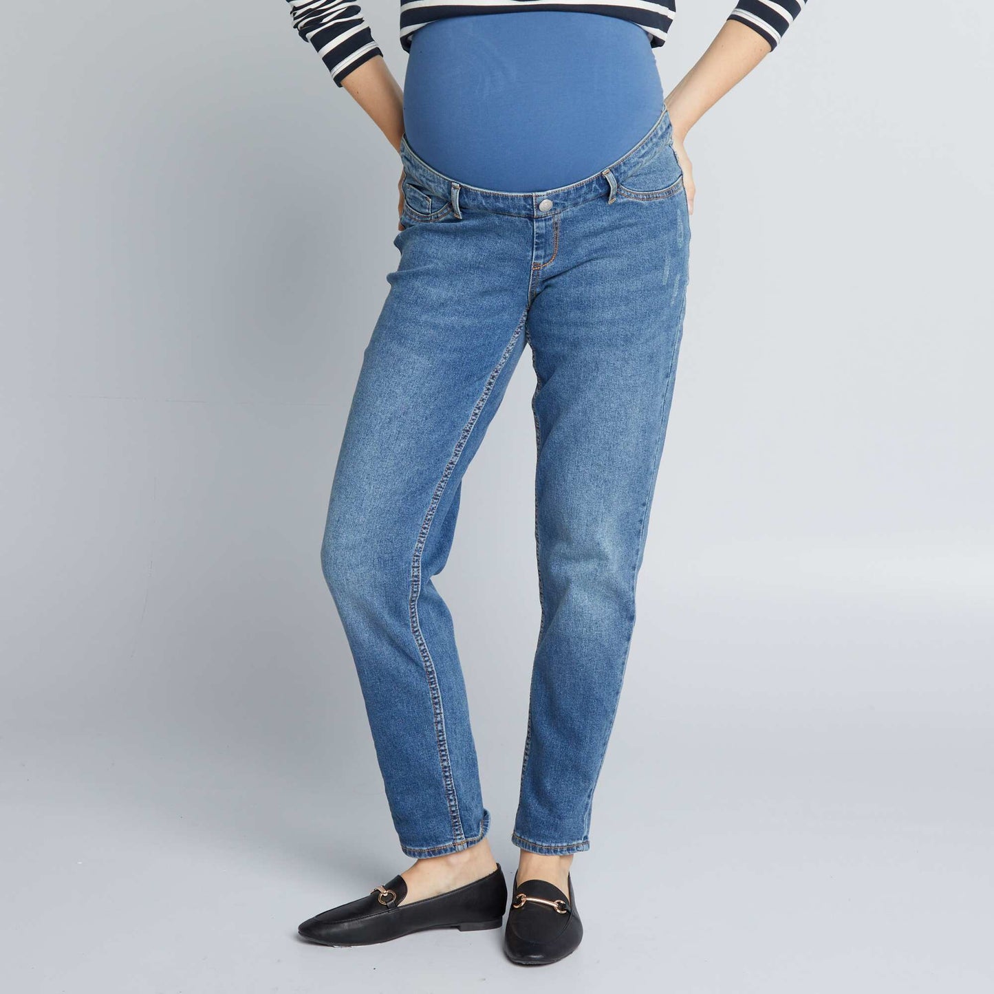 Maternity mom-fit jeans with distressed detailing BLUE