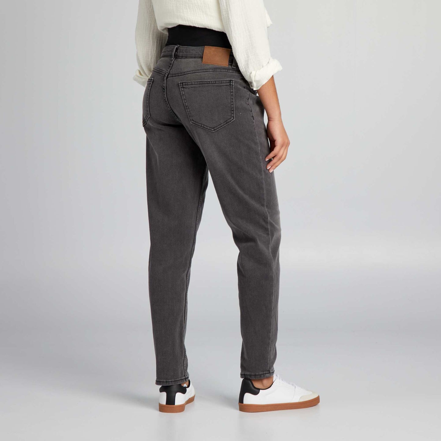 Maternity mom-fit jeans with distressed detailing GREY