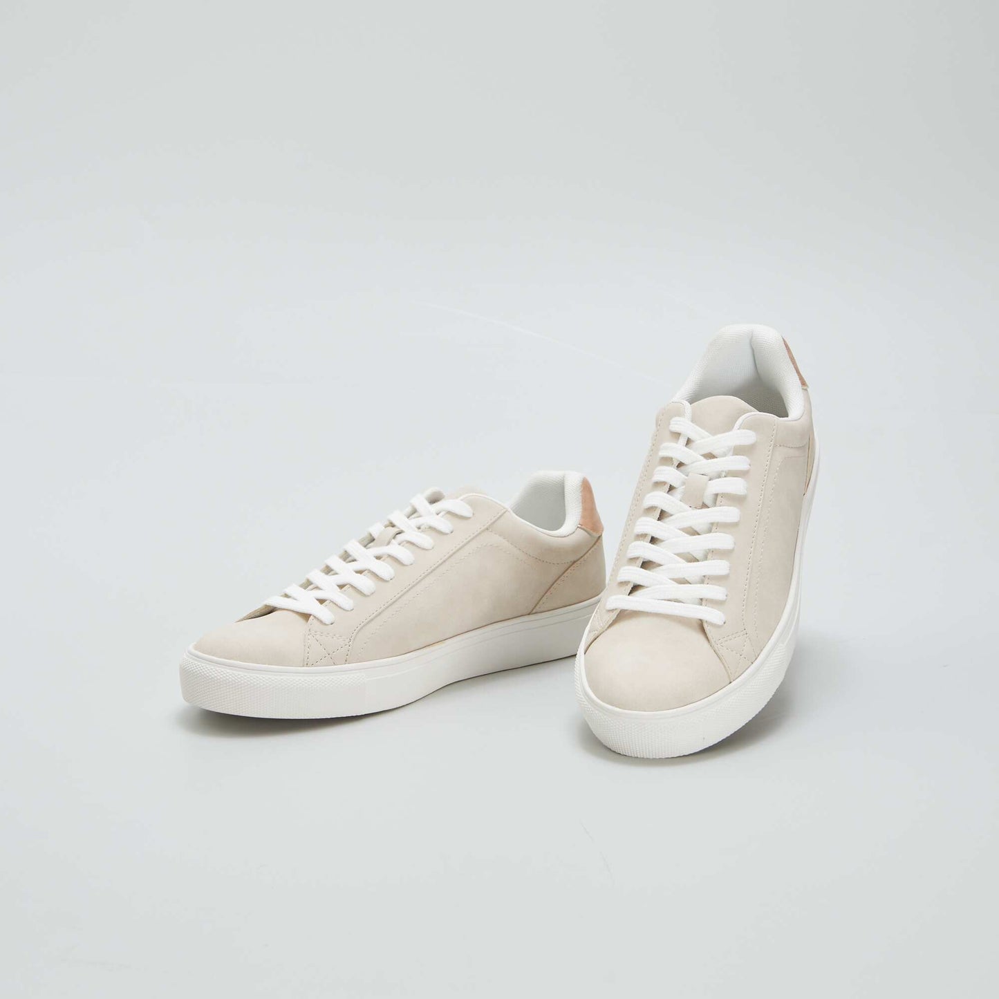 أحذية رياضية منخفضة السقف BEIGE