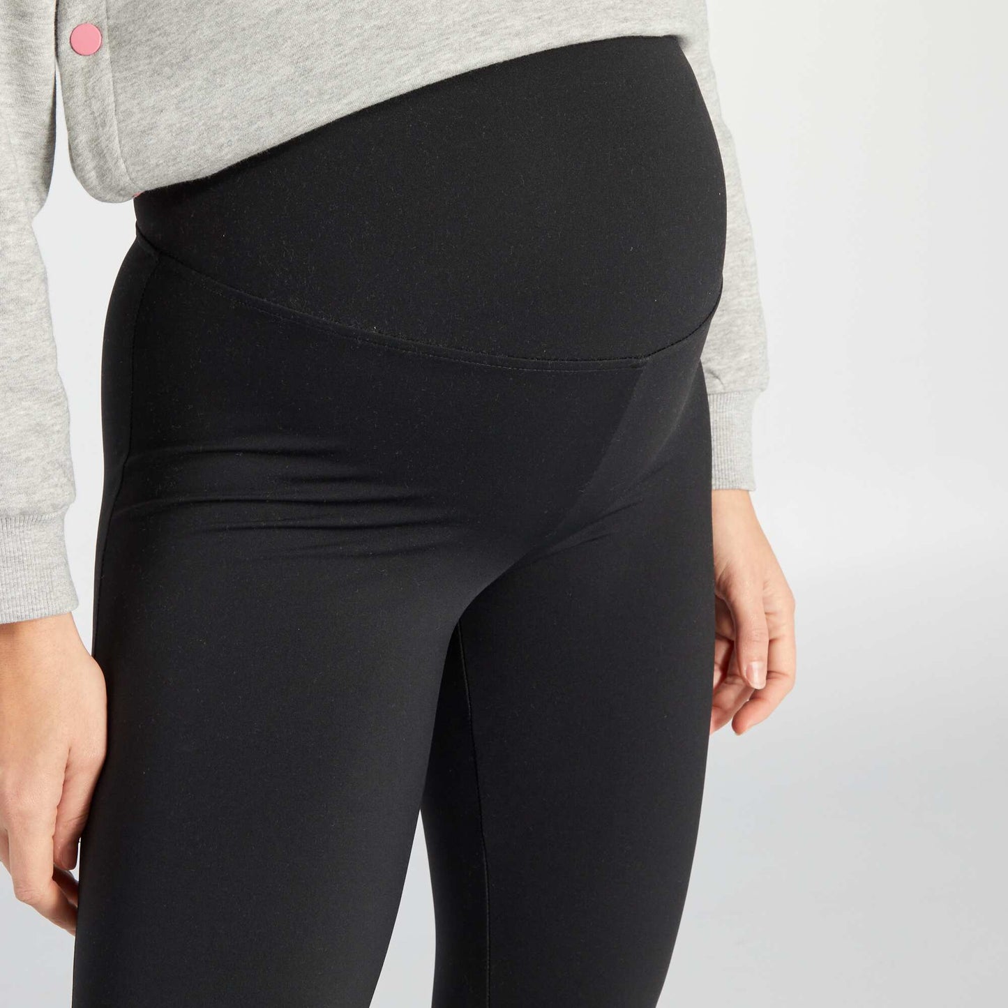 Maternity sports leggings black