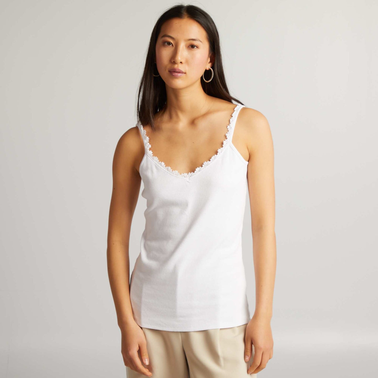 Vest top with narrow straps white
