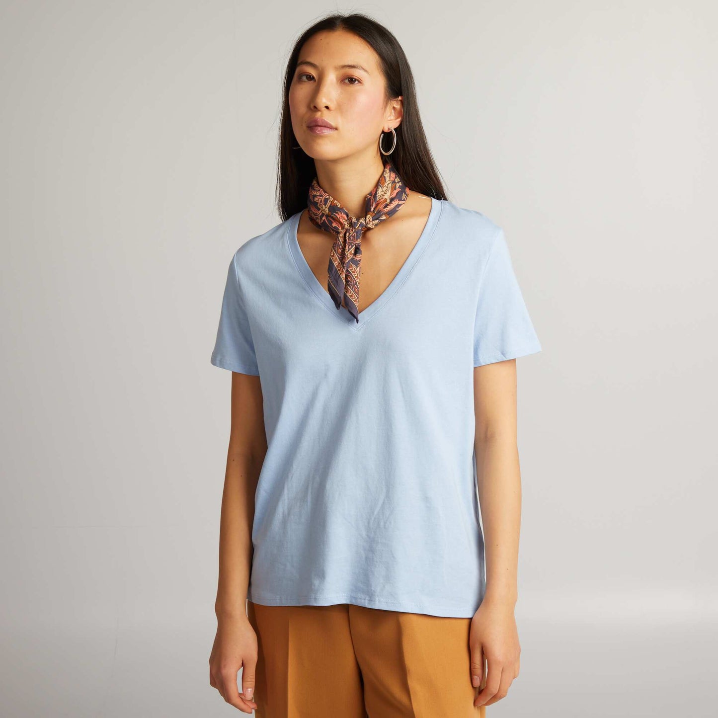 تيشرت أأساسي زرق