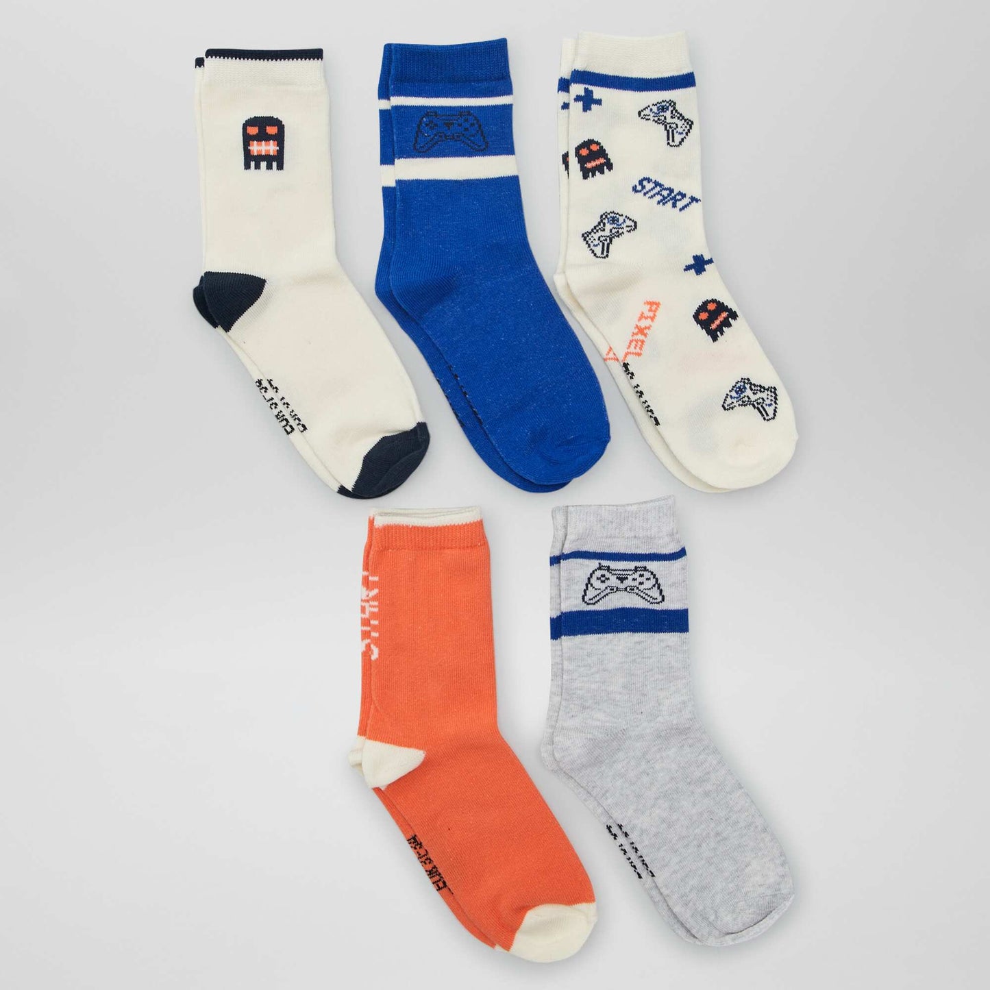 أزواج من الجوارب رمادي