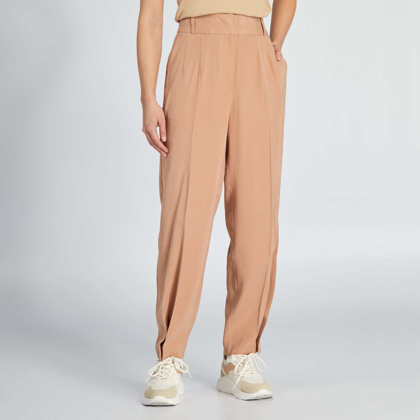 High-waisted straight-leg trousers BROWN