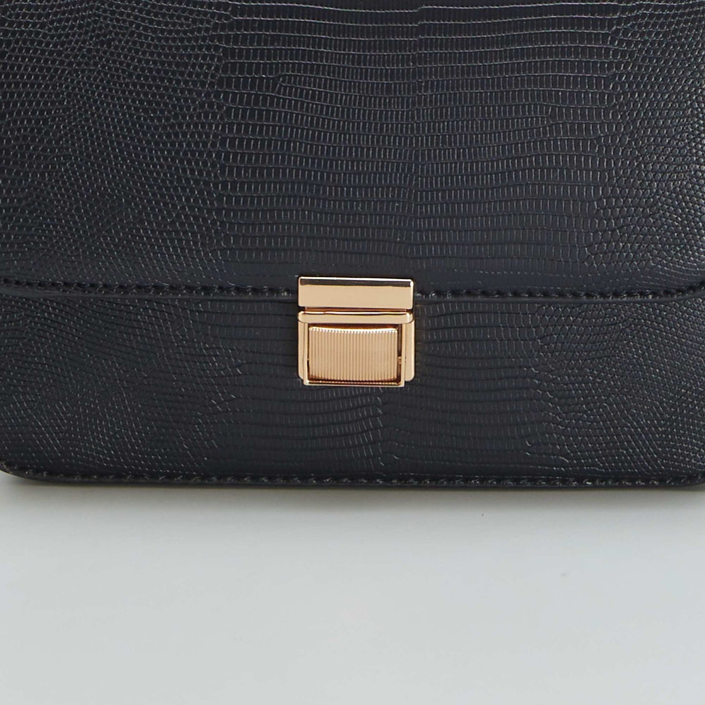 Rigid shoulder bag BLACK