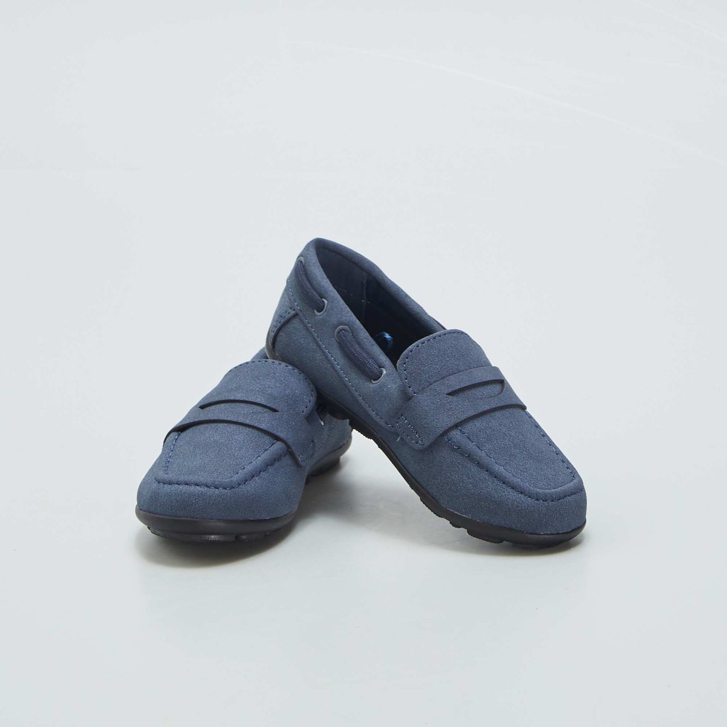 حذاء سطح السفينة لوفر أزرق