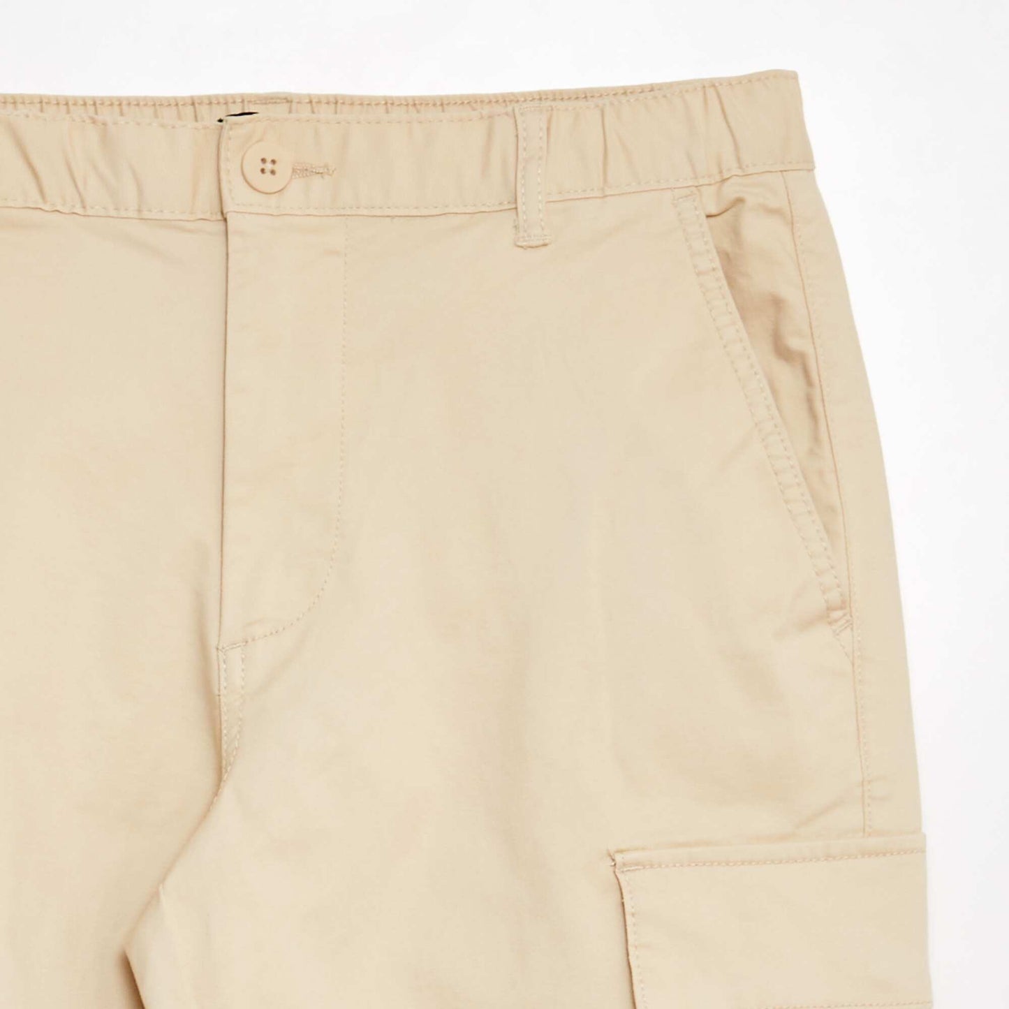 Trousers with combat pockets beige
