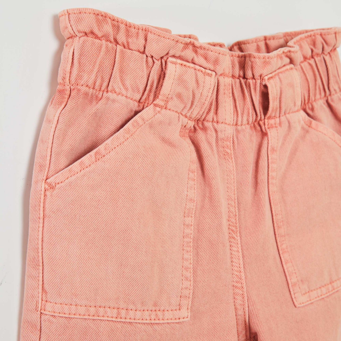 Mom jeans with belt at the waist PINK