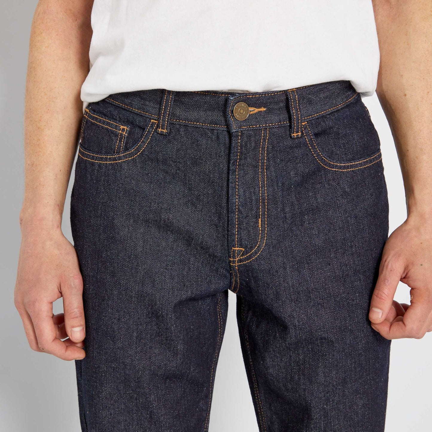 Regular-fit untreated jeans raw