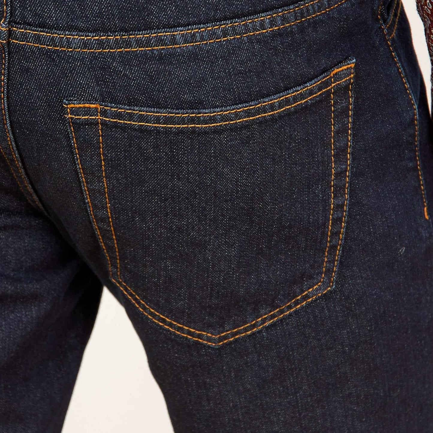 Regular-fit untreated jeans raw