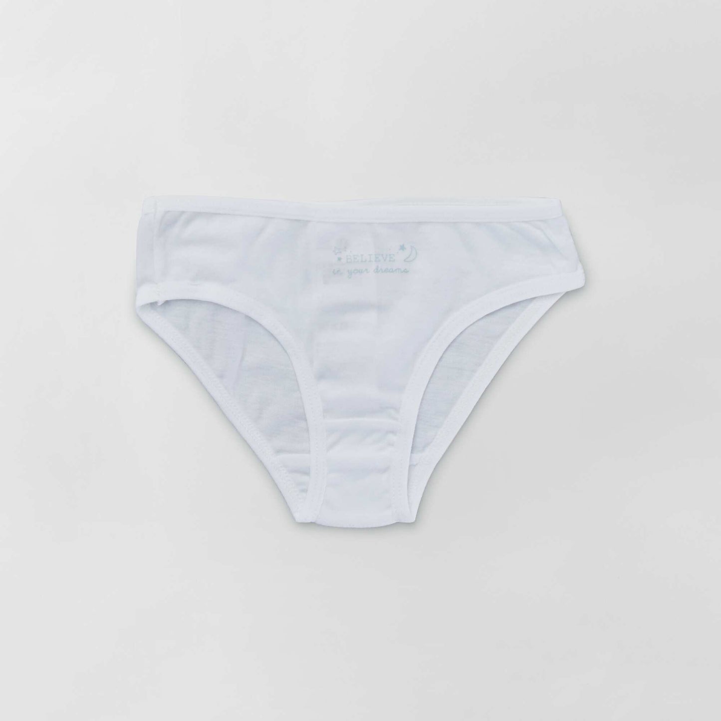 Pack of 7 briefs for each day of the week white