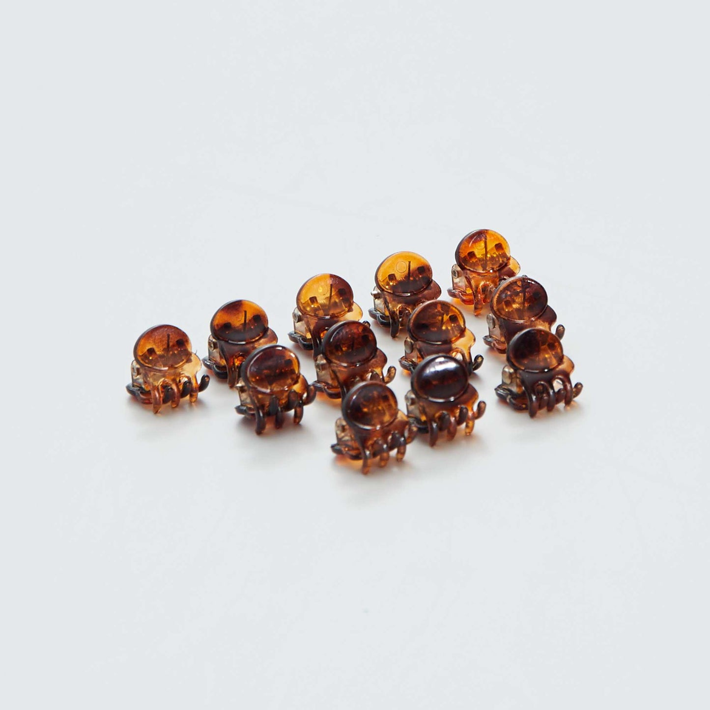 Pack of 12 crocodile clips tortoiseshell
