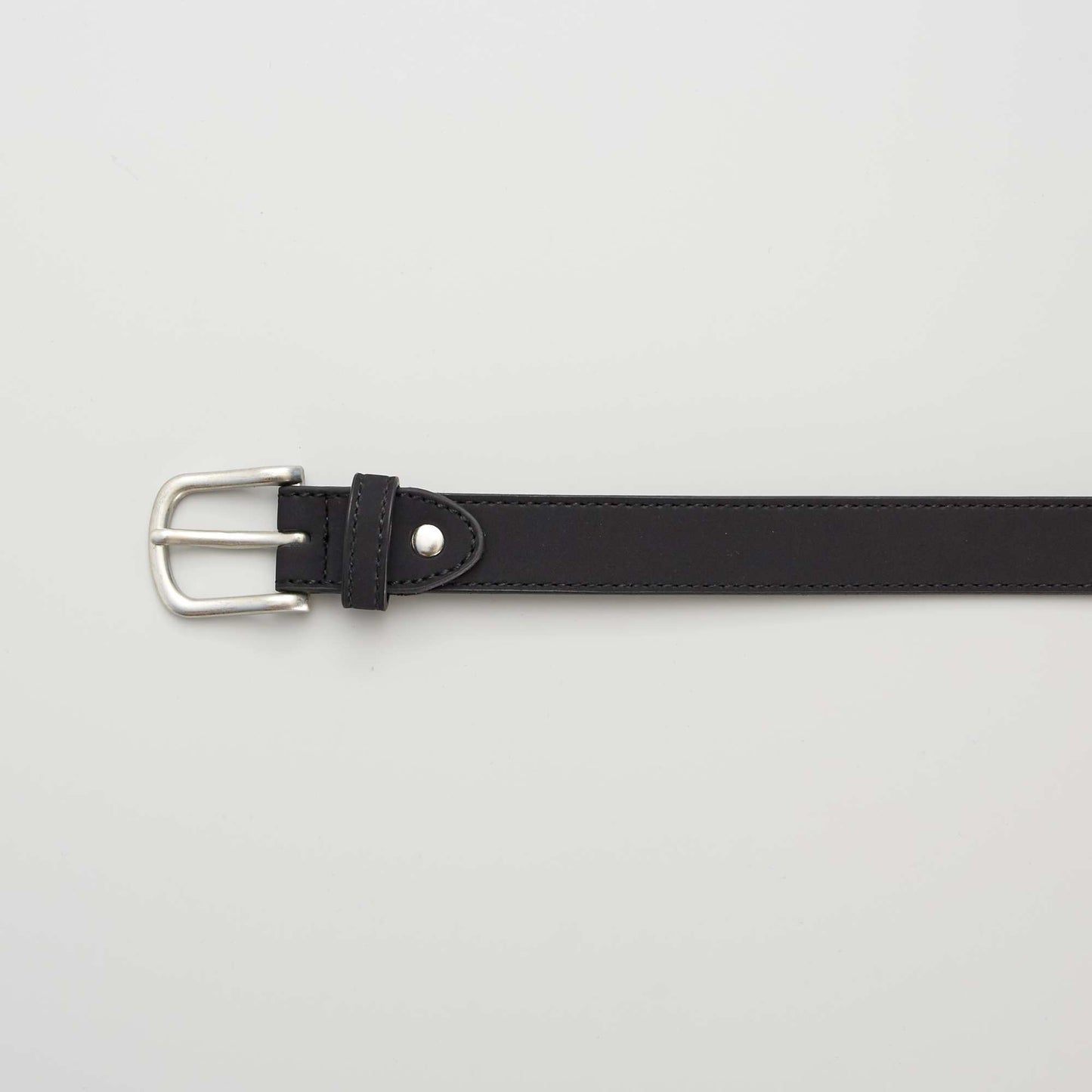 Synthetic belt with a soft feel Black