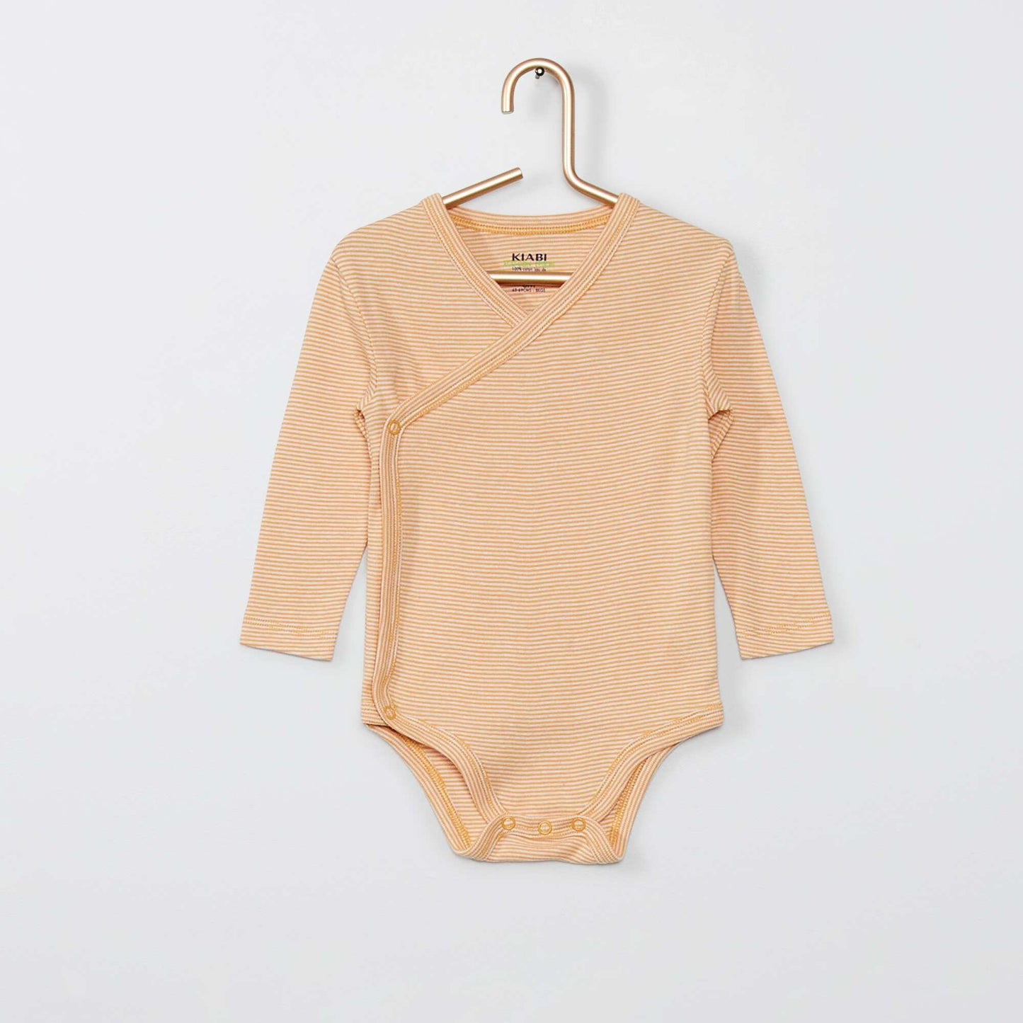 حزمة من 3 أجسام متقاطعة صفراء