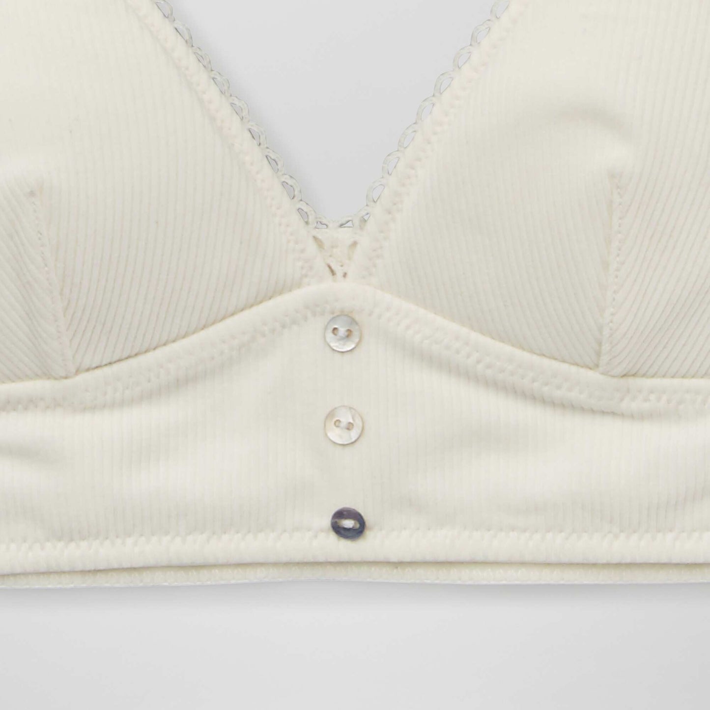 حمالة صدر من نسيج مضلع بسيط أبيض