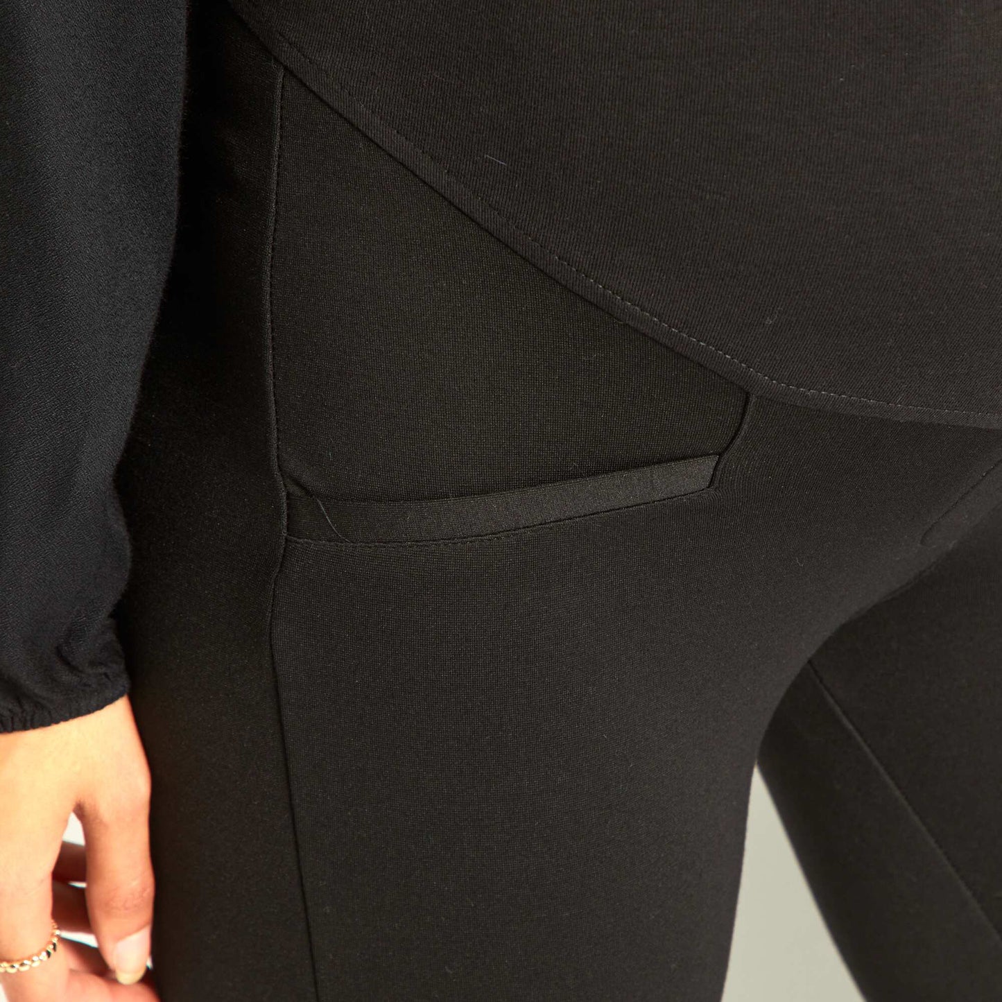 Milano maternity trousers black