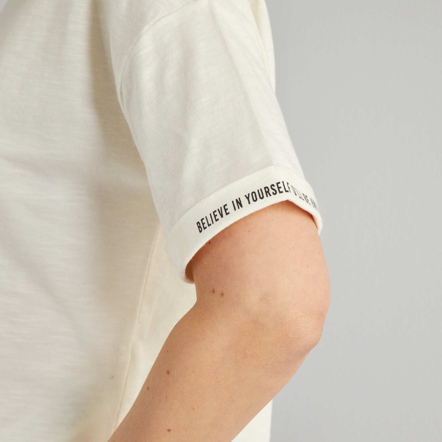 T-shirt with boxy sleeves WHITE