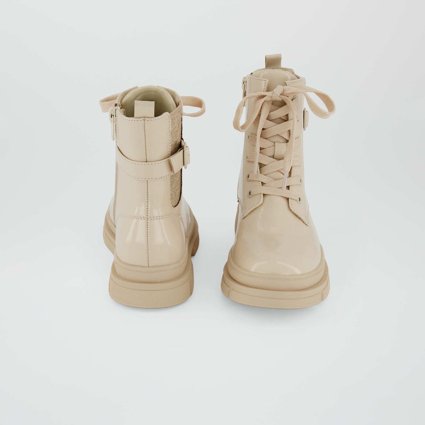 حذاء كاحل برباط ونعل مسنن BEIGE