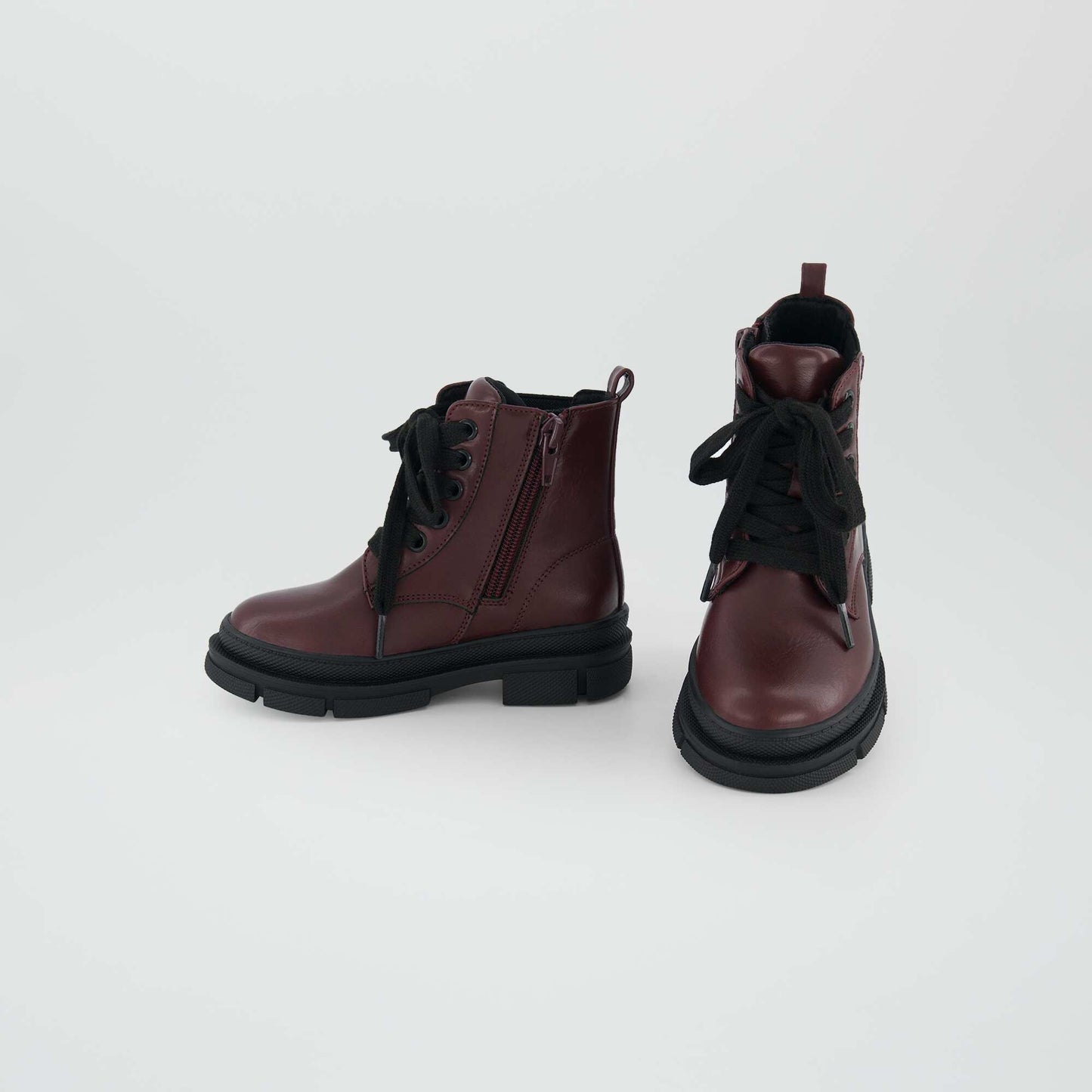 Lugged ankle boots RED