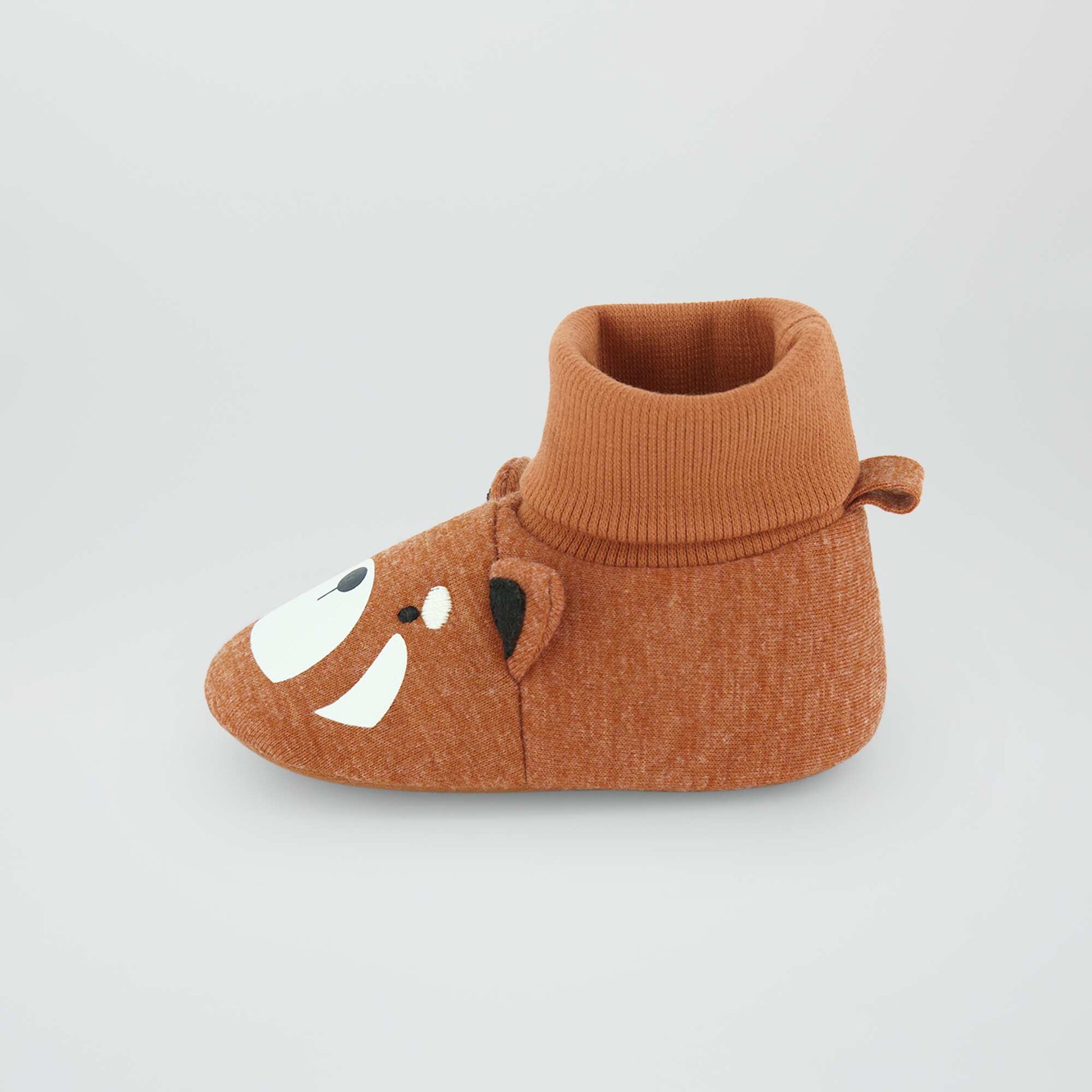 شبشب باندا أحمر PANDA BROWN