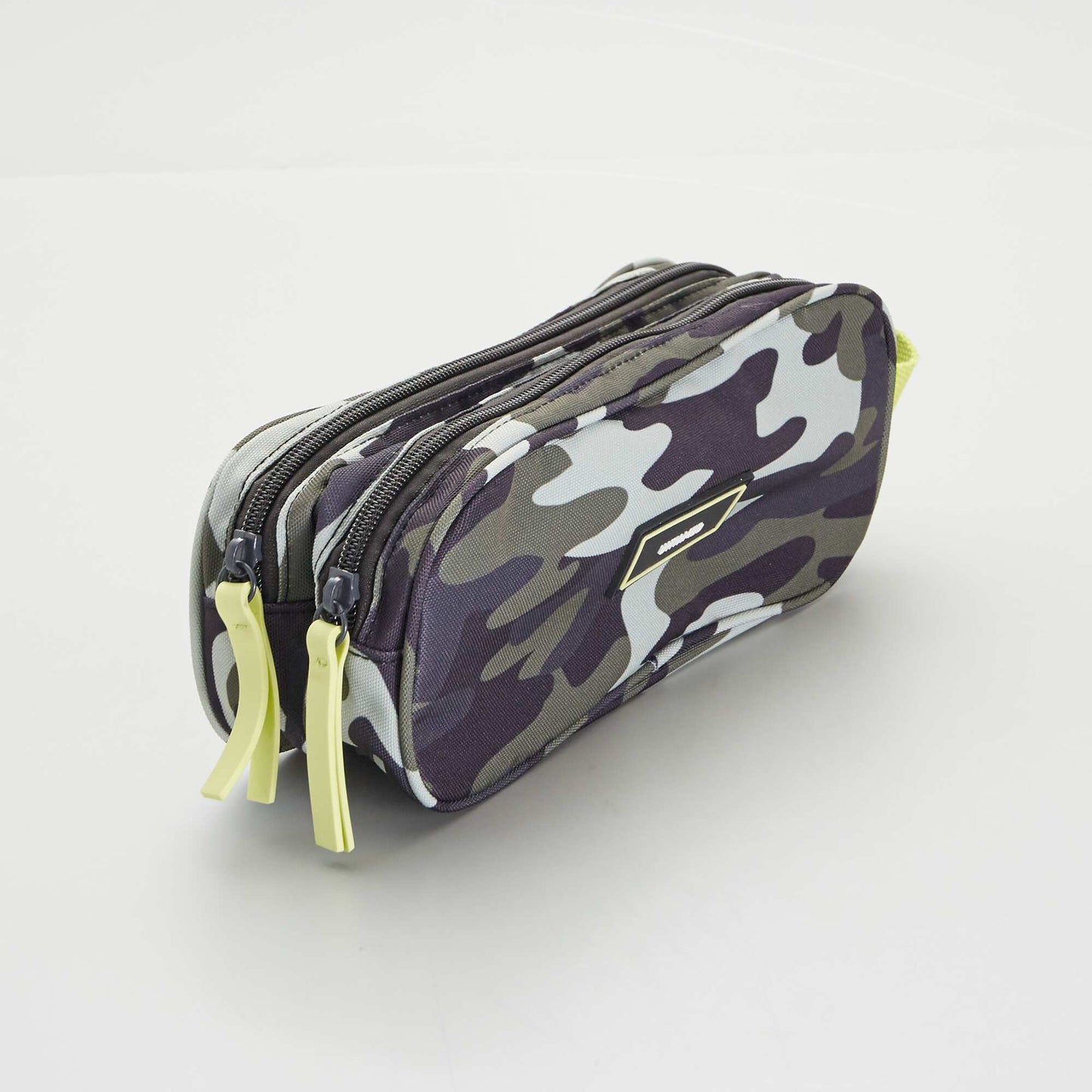 مقلمة مموهة CAMOUFLAGE