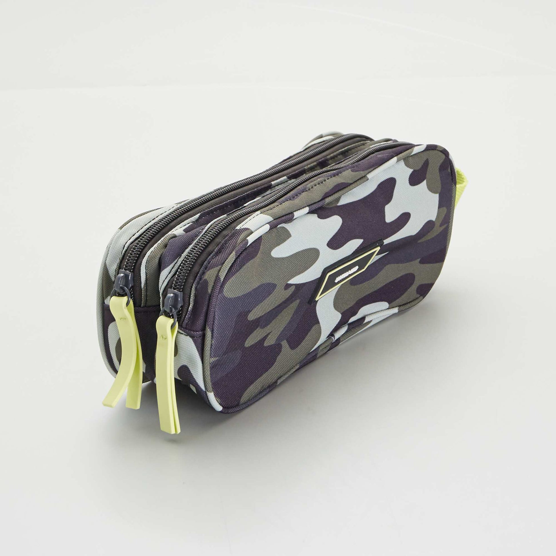 مقلمة مموهة CAMOUFLAGE