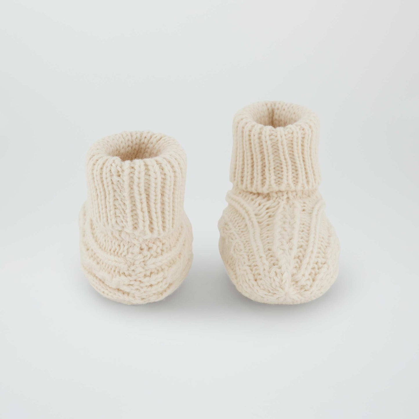 Knitted bootees BEIGE